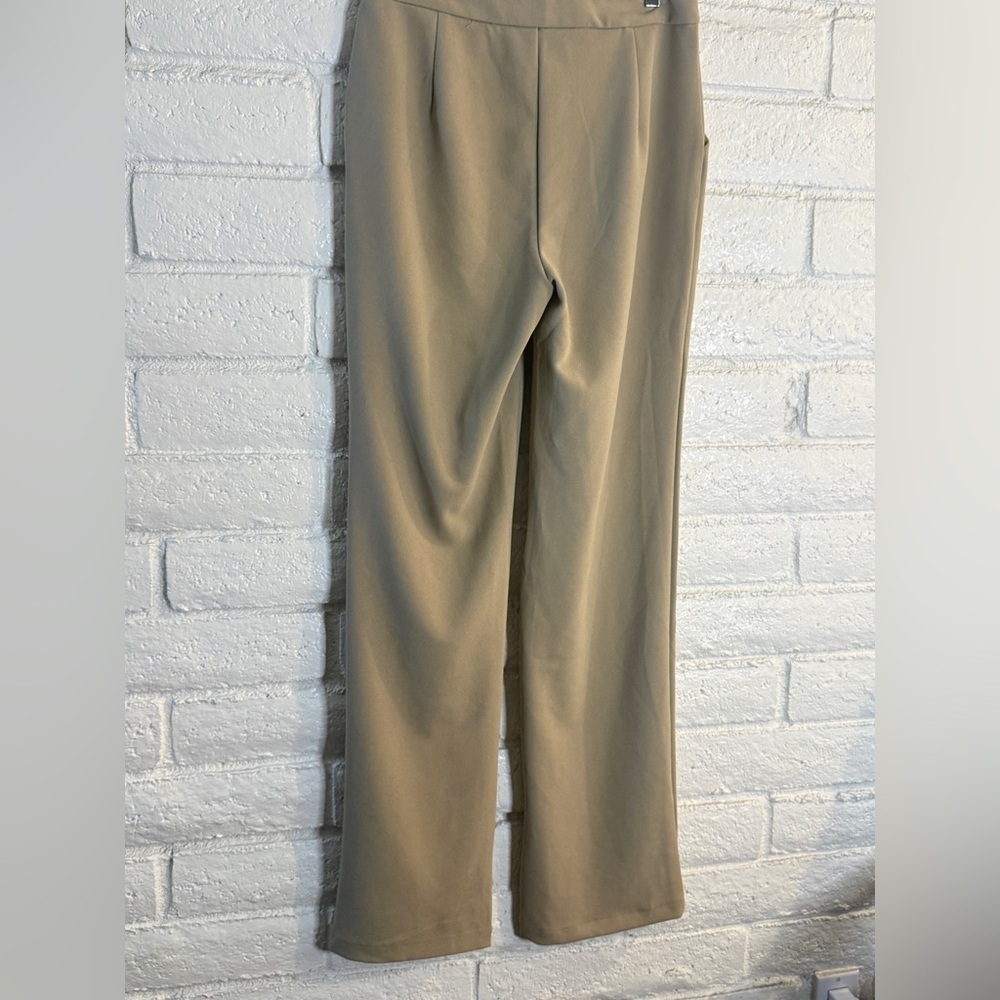 Fashion Nova Taupe High Waisted Wide Leg Dress Pants Size M - Picture 3 of 5